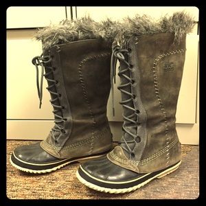 Sorel Cate the Great warm snow boots, size 9!!✨💕
