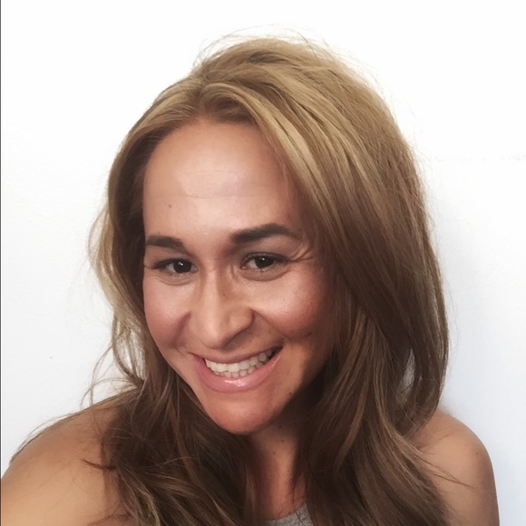 Meet your Posher, Deette - Picture 1 of 1