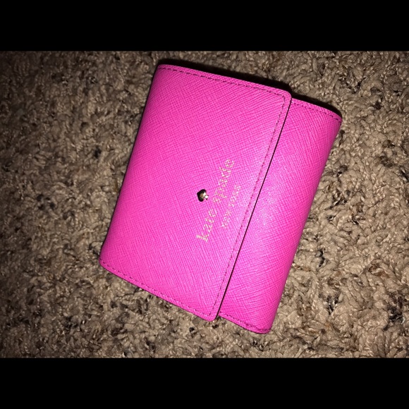 Authentic Kate Spade Cameron Street Tavy Wallet
