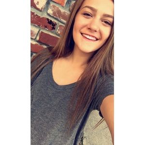Meet your Posher, Brooke
