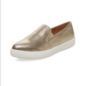NWT Steve Madden Slip Ons