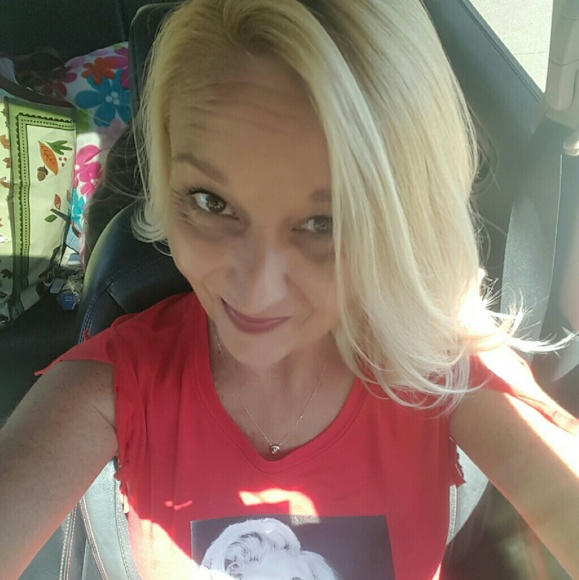 Meet your Posher, Windy