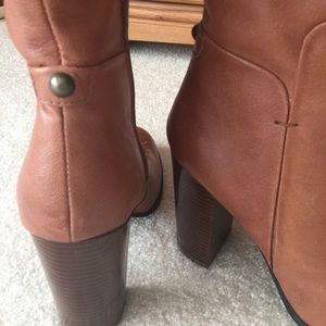 Liz and Co. Genuine Leather boots.