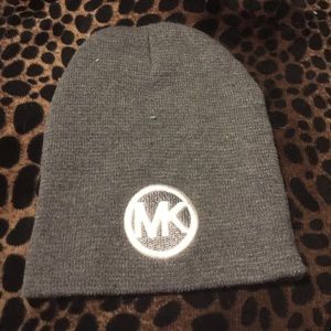 grey MK beanie
