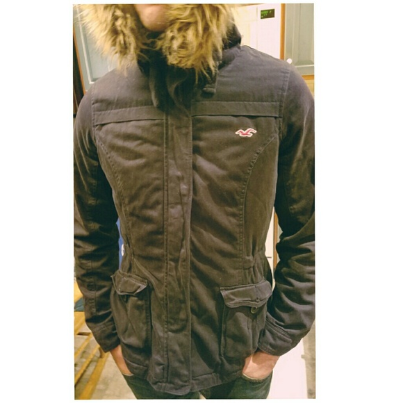 Navy Hollister Sherpa Womens Jacket sz. L fur hood