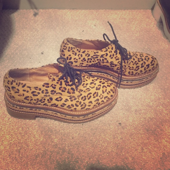 CALF SKIN JEFFREY CAMPBELL OXFORDS