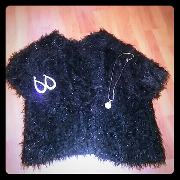 Shaggy Black Wrap w/ Silver Accents