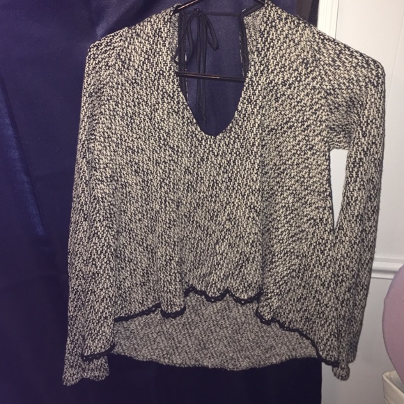 Buckle sweater