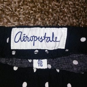 Aeropostale cotton Polka Dot pants. Elastic waist.