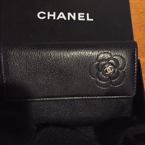 CHANEL mini wallet