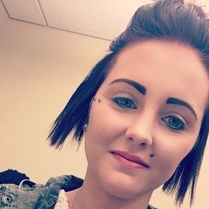 Meet your Posher, Brittany