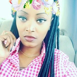 Meet your Posher, Brittney