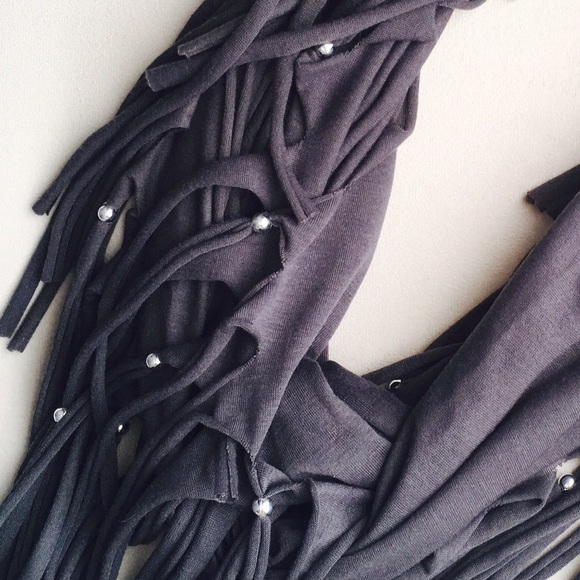 Grey Beaded Scarf - Picture 2 of 4