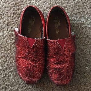 Red Sparkle TOMS