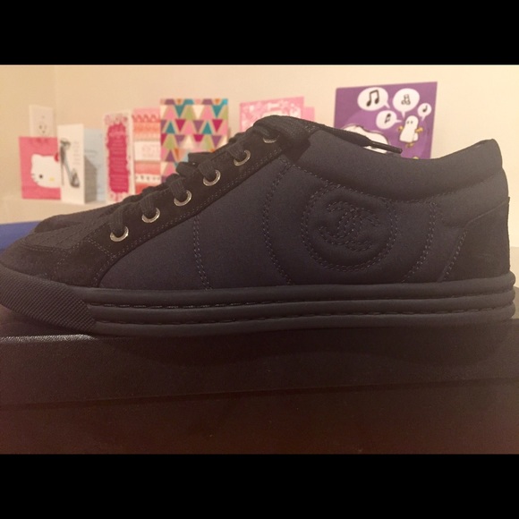 *NEVER WORN* CHANEL low top sneakers - Picture 2 of 4