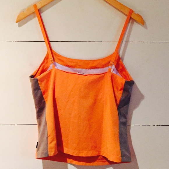 North Face Active Tank - Picture 2 of 4