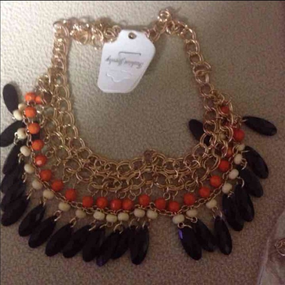 Fashion necklace