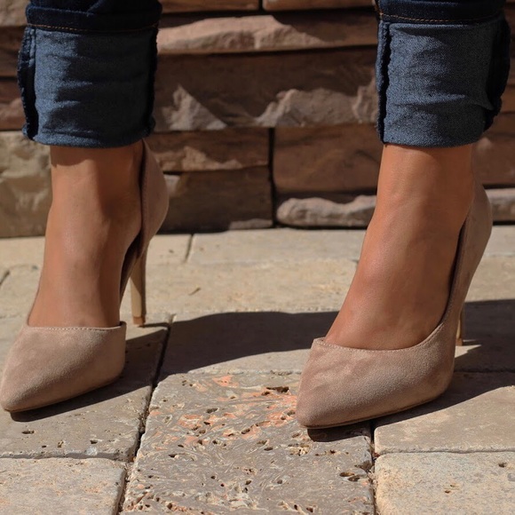 Taupe d'Orsay Pump - Picture 3 of 8