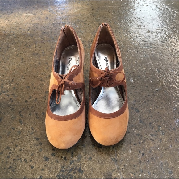 Mary Jane Shoes