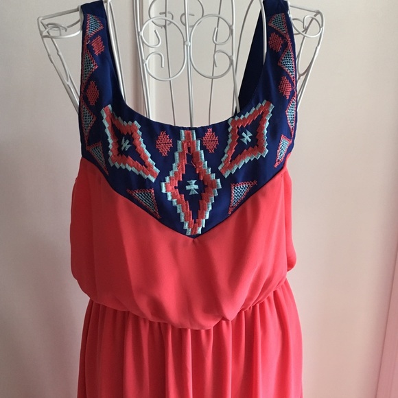 Maxi dress - Picture 2 of 3