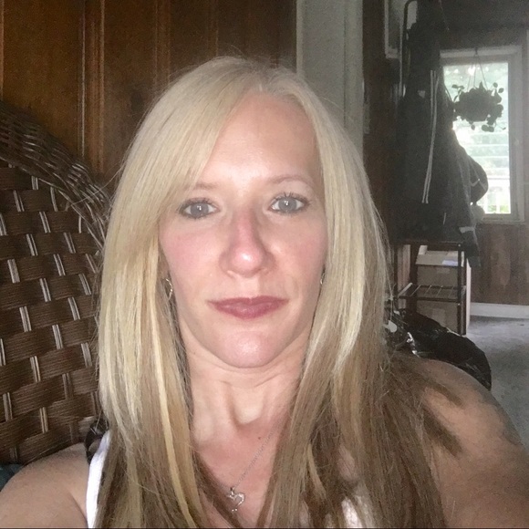 Meet your Posher, Chrystie