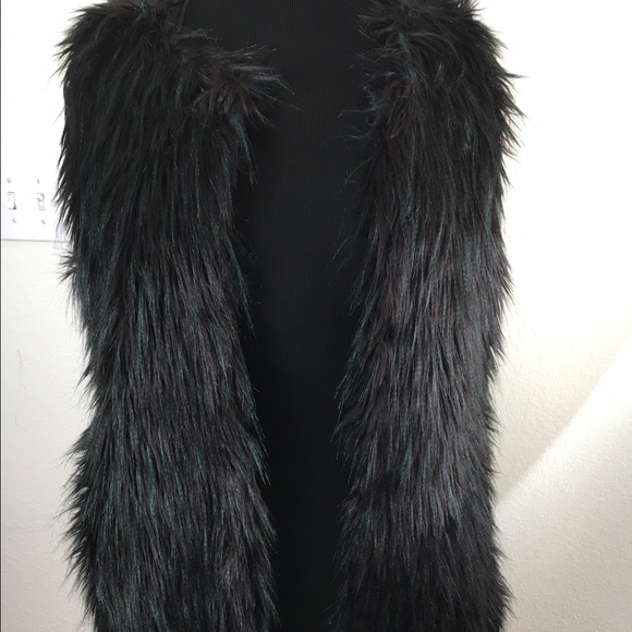 Investments Jackets & Blazers - NWT Investments Faux Fur Vest