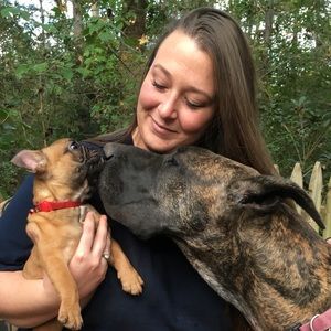 Meet your Posher, Emily