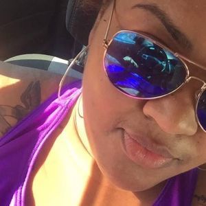 Meet your Posher, Keke