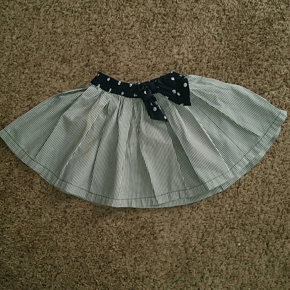 OshKosh B'gosh Other - Cute little fashionista skirt. OFFERS ARE WELCOME