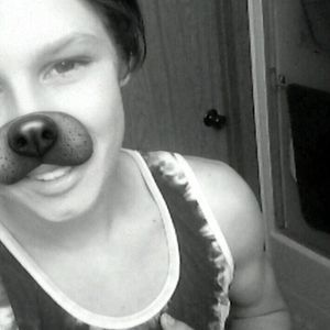 Meet your Posher, Max