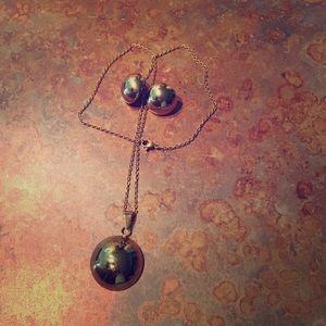 Stainless steel earrings, necklace and pendant