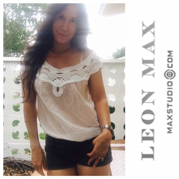 Max Studio Tops - Maxx studio xs top crochet neckline