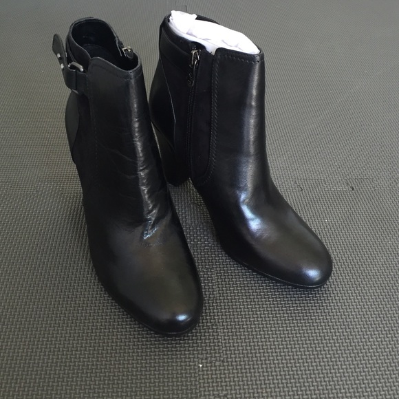 New Ann Taylor Loft Sloane bootie