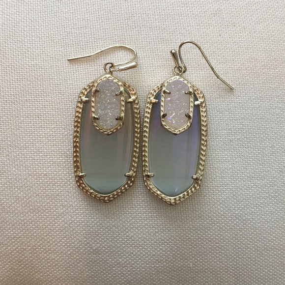 Kendra Scott Elle earrings