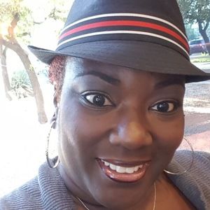 Meet your Posher, Latasha