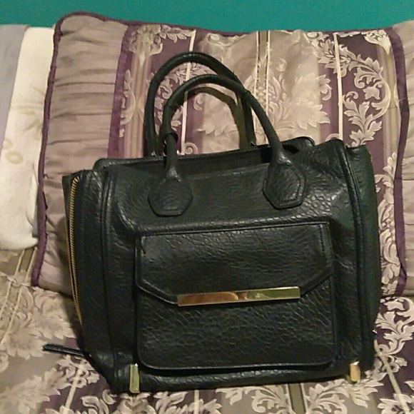 Black Aldo bag