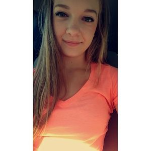 Meet your Posher, Sierra