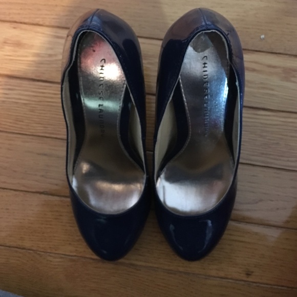 Heels, dark blue - Picture 2 of 3