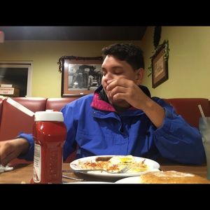 Meet your Posher, Sal