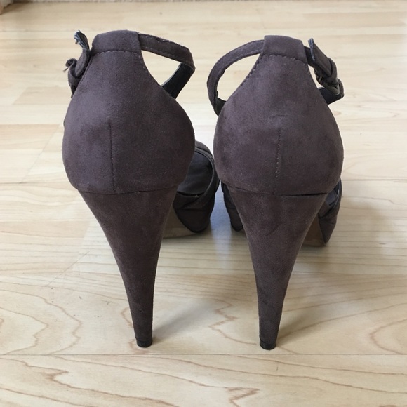 Just Reduced Zara Open Toe Heel Sandals - Picture 2 of 4