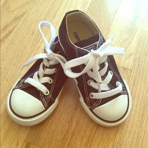Toddler Boy Size 7 Converse Sneakers