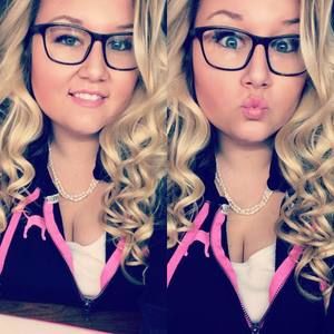 Meet your Posher, Sierra