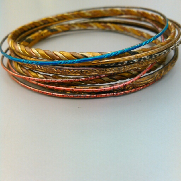 🔸🔹🔶🔷Ten Assorted bangle bracelets - Picture 1 of 2