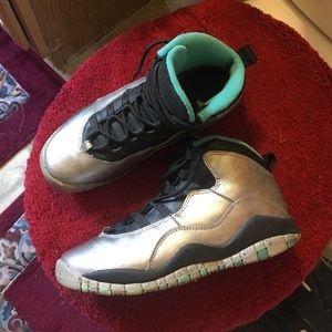 Air Jordan 10's Lady Liberties
