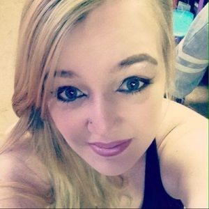 Meet your Posher, Ashlee