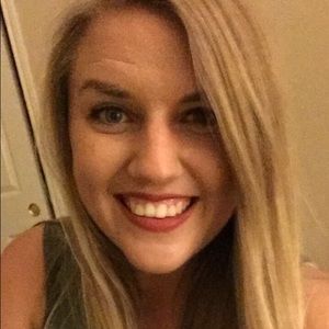 Meet your Posher, Lindsey