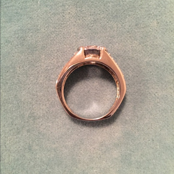 Beautiful Silver Ring - image 4