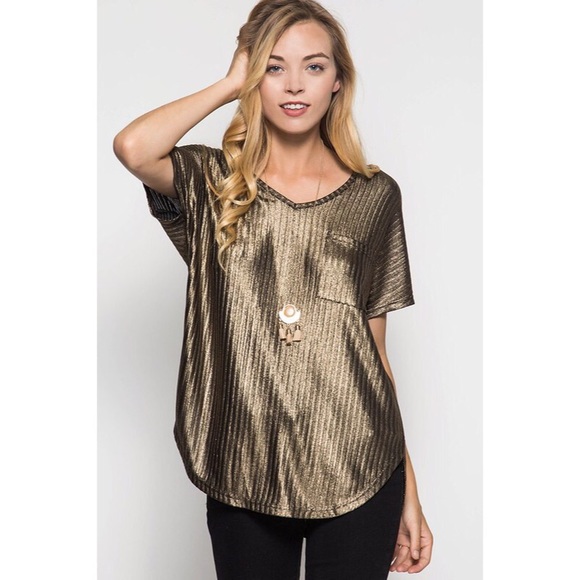 •FINAL PRICE• Lux Of My Life Rose Gold Top - Picture 4 of 4