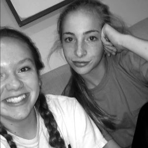 Meet your Posher, Ella