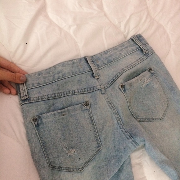 💙SOLD💙Free People Ripped Jeans - Picture 3 of 3